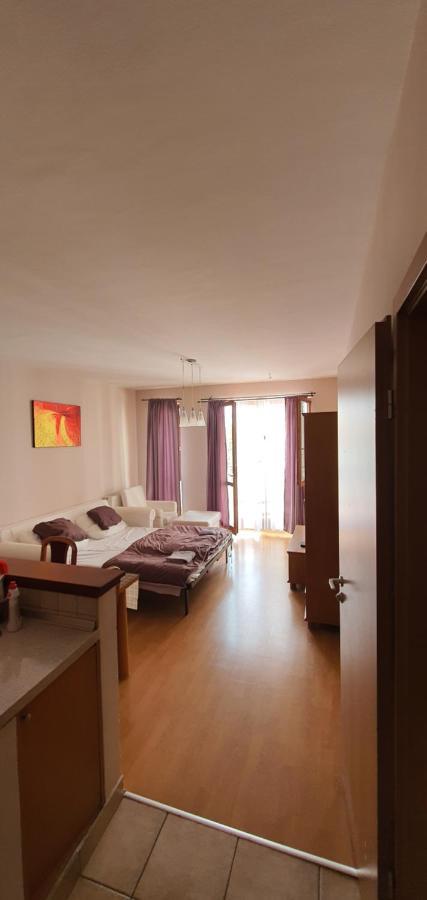 Break Apartment